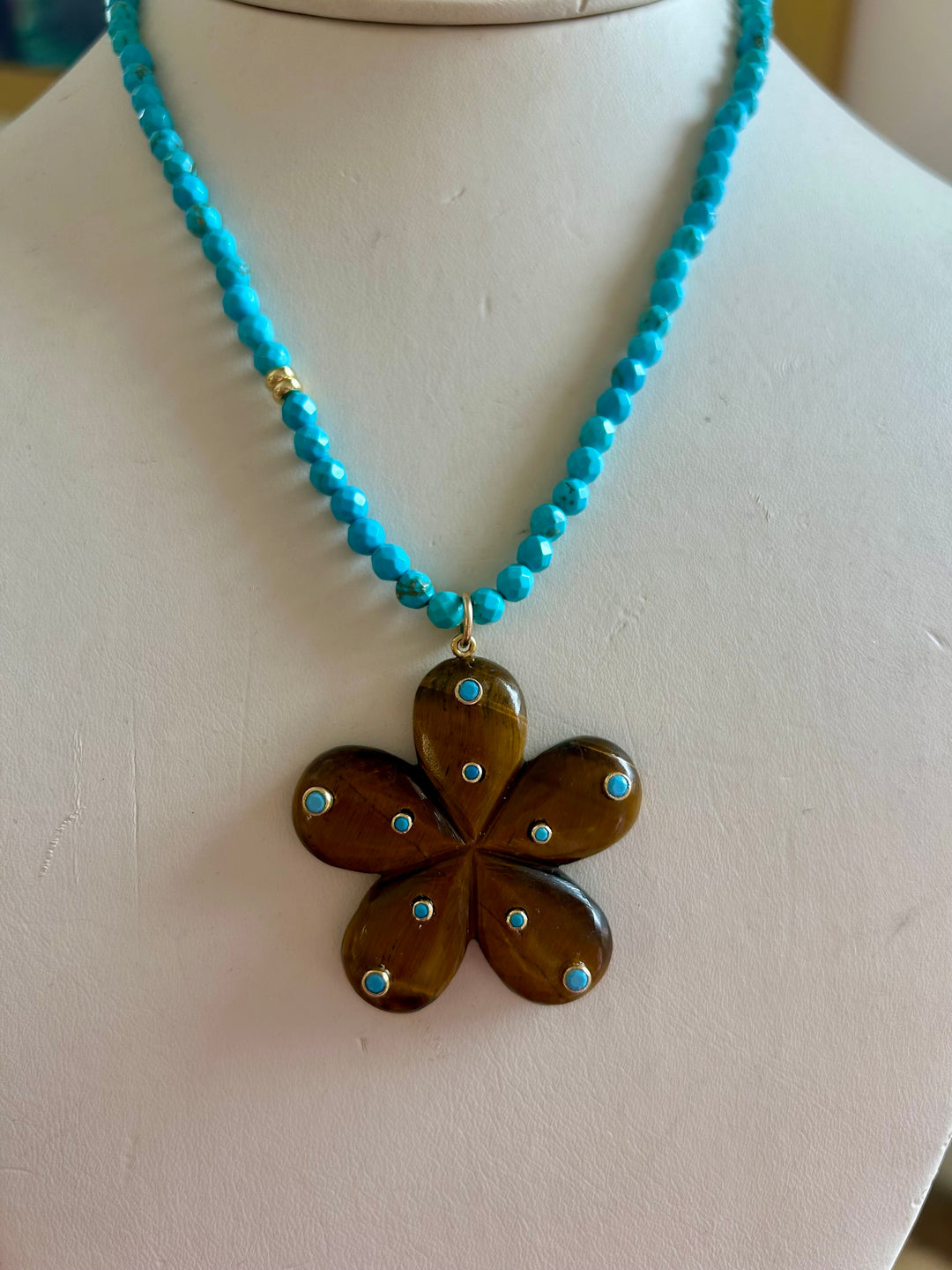Poppy Necklace