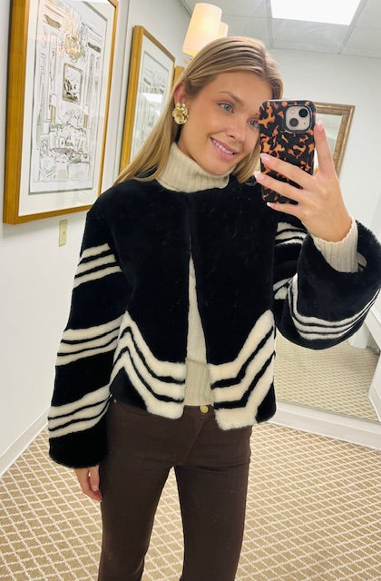 Sheared Lamb Double Face Jacket With Geometric Print | Black & Cream