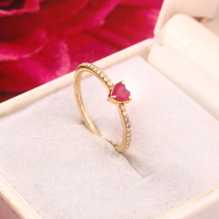14kt Petite Diamond Heart Ring