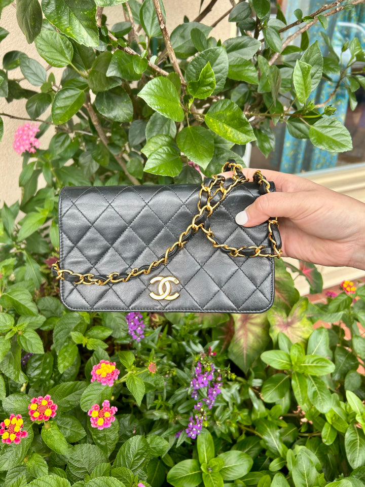 Chanel Black Lambskin Snap Full Flap