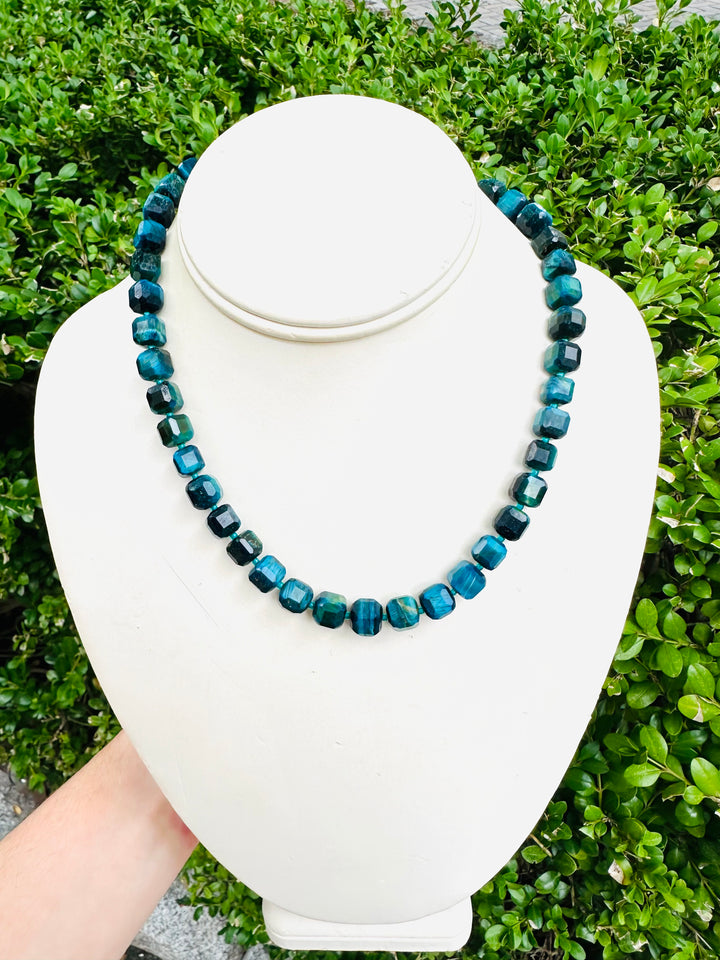 2024 Assorted Molly Beads Necklaces