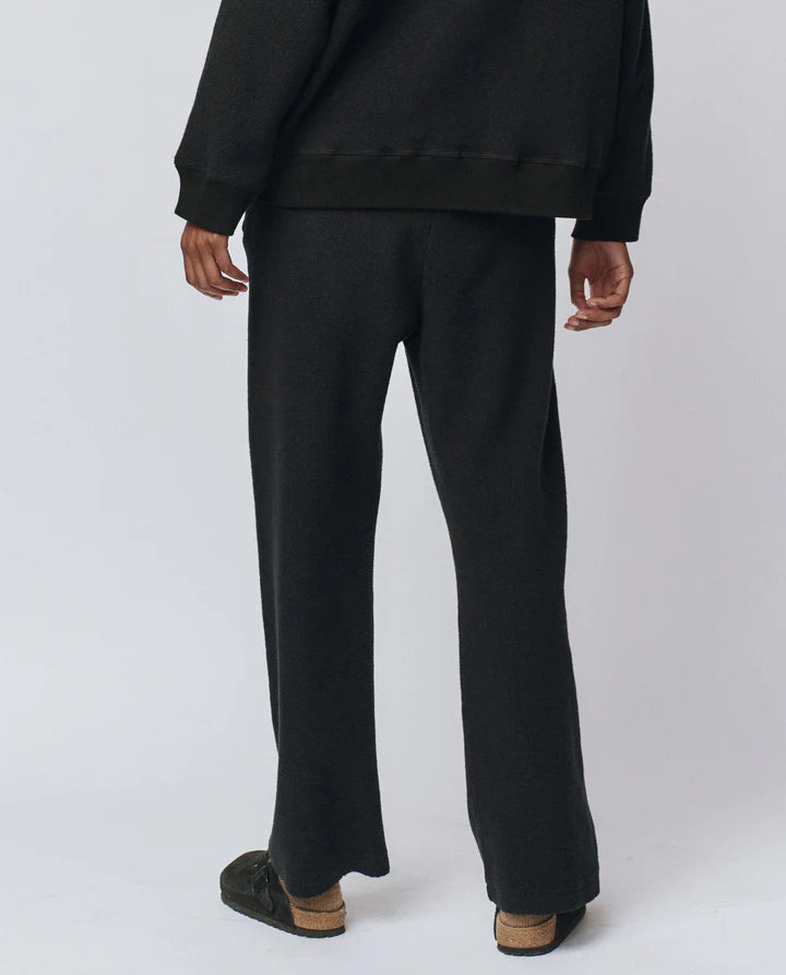 The Plush Victory Sweatpant | Almost Black