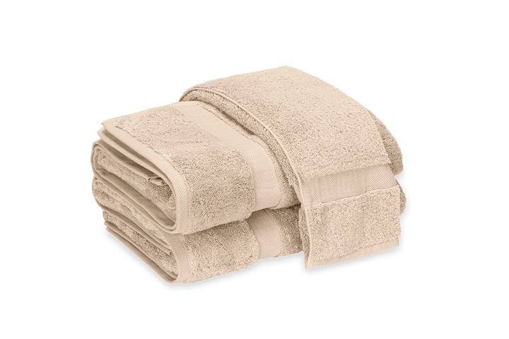 Lotus Bath Towel