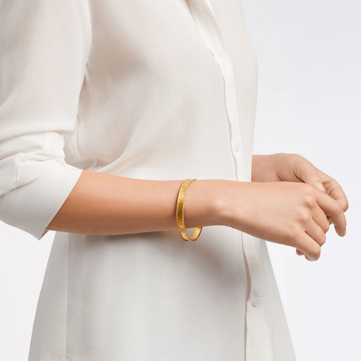 Savoy Bangle | Gold