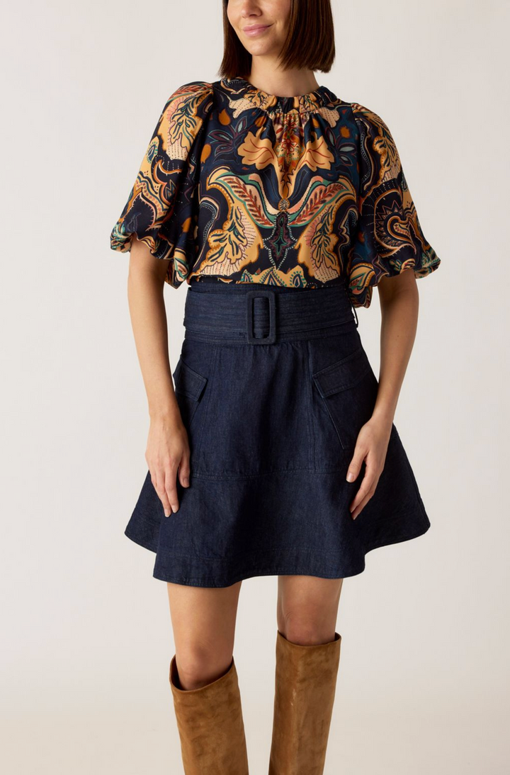 Wren Top | Saddle