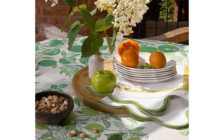 Matouk x Schumacher Citrus Garden Grass Green | Tablecloth, Placemats & Napkins