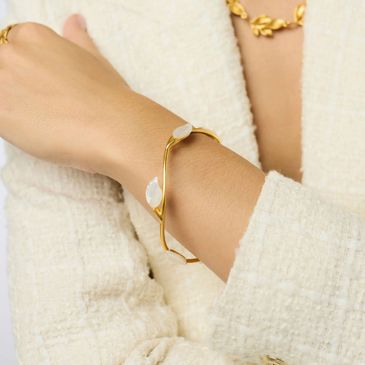 Willow Stone Bangle