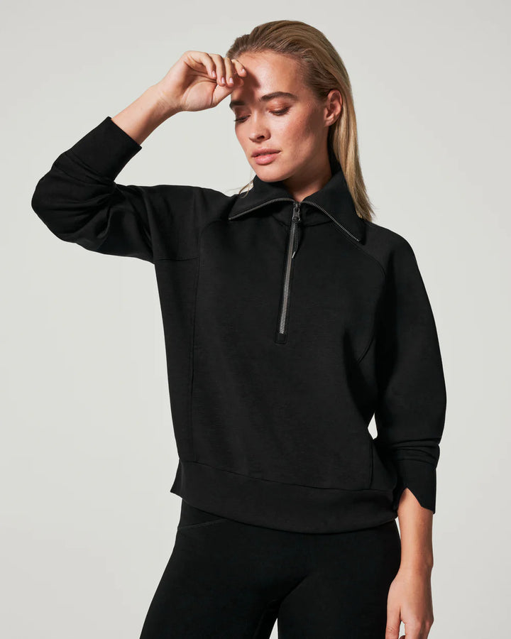 Air Essentials Half Zip | Black