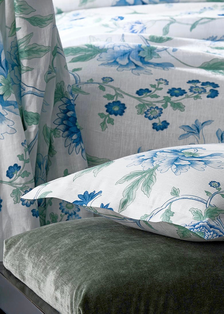 Simone Collection – Charlotte's Inc