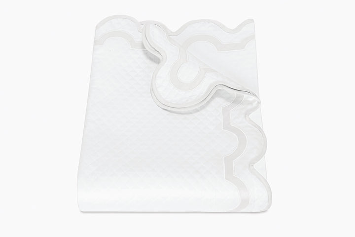 Mirasol Matelassé Coverlet