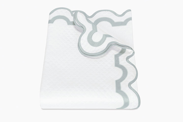 Mirasol Matelassé Coverlet