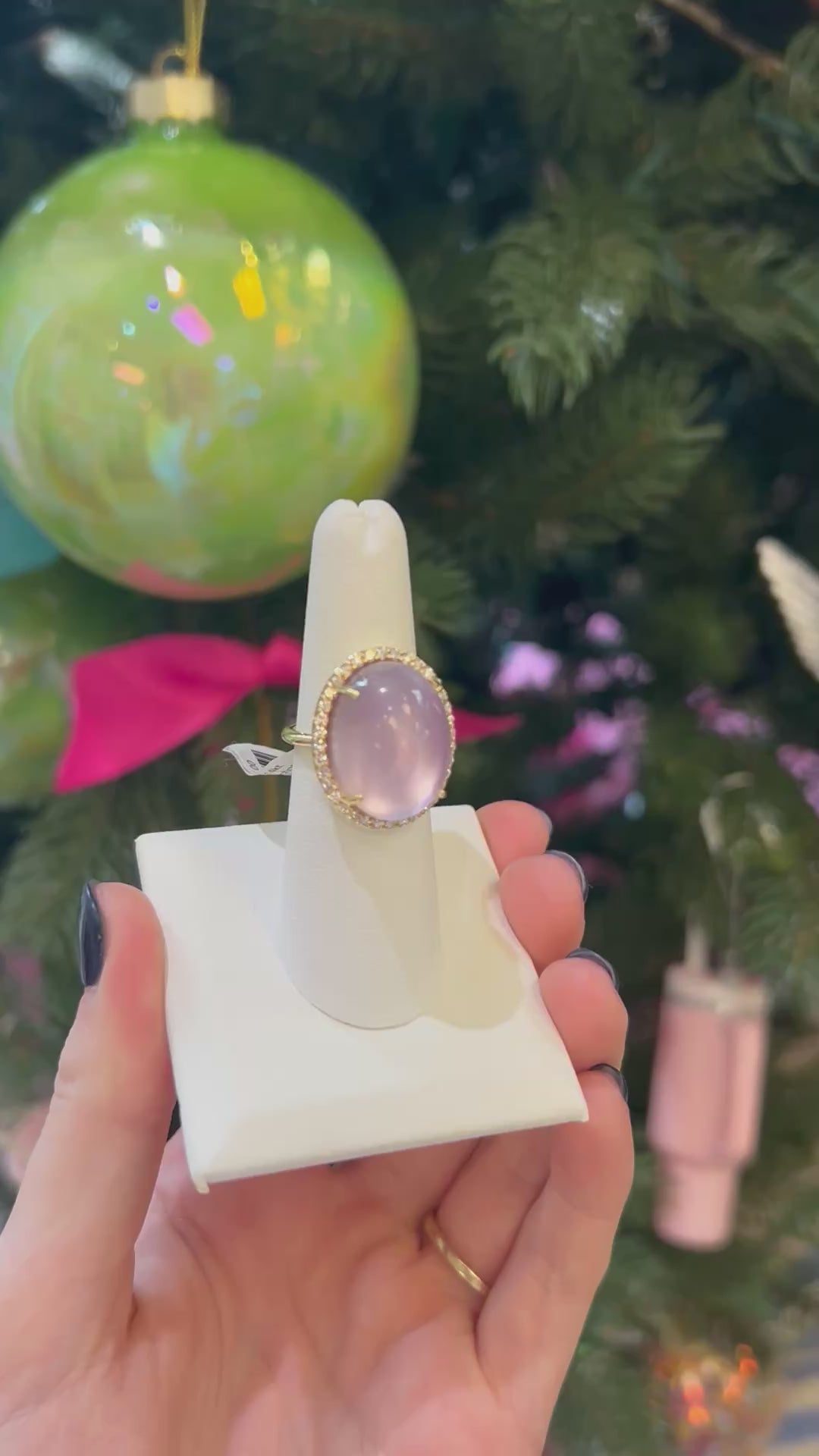 14kt Amethyst Cabochon 0.54 Diamond Ring