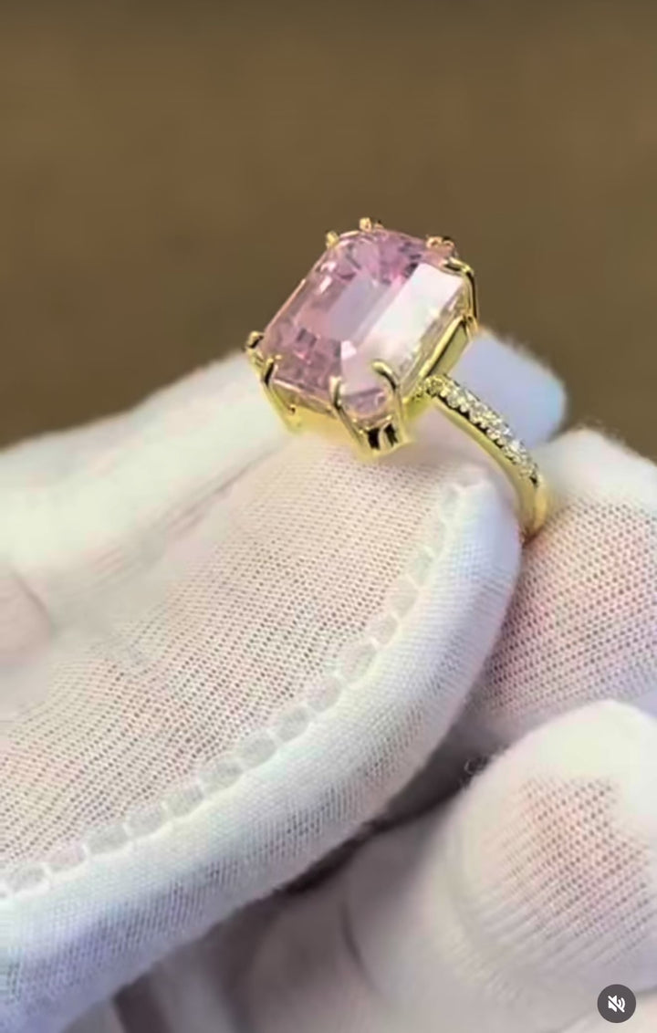14kt 10.92 Kunzite & .10ct Diamond Ring R17754DKZ