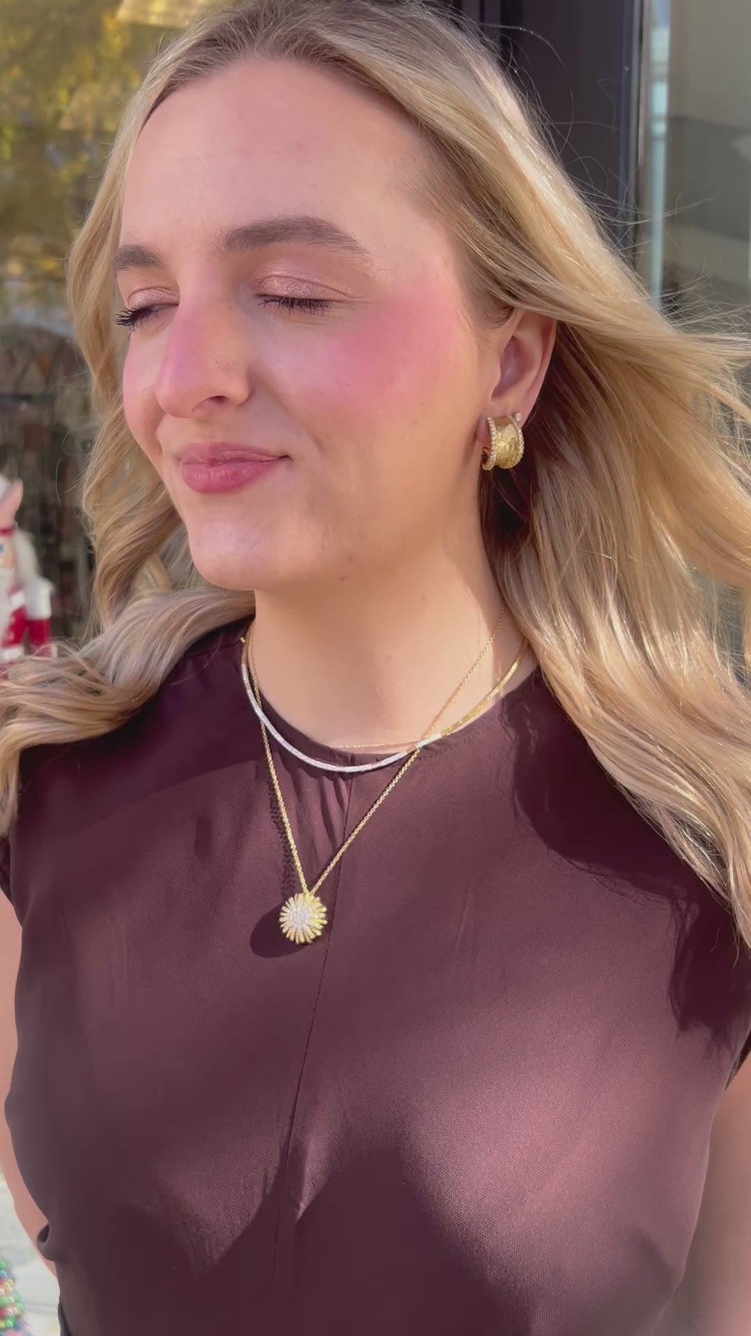 14kt Sunburst Pendant .86cts Diamonds