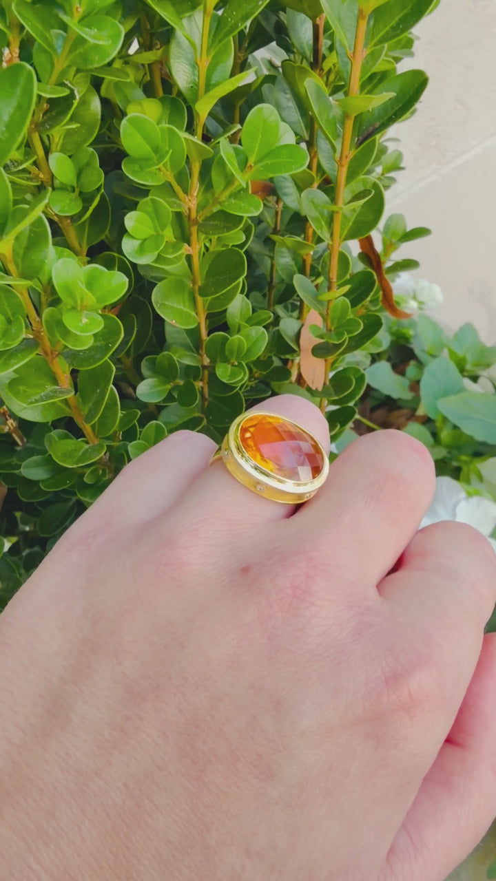 14kt Gold Citrine .06ct Diamond Ring