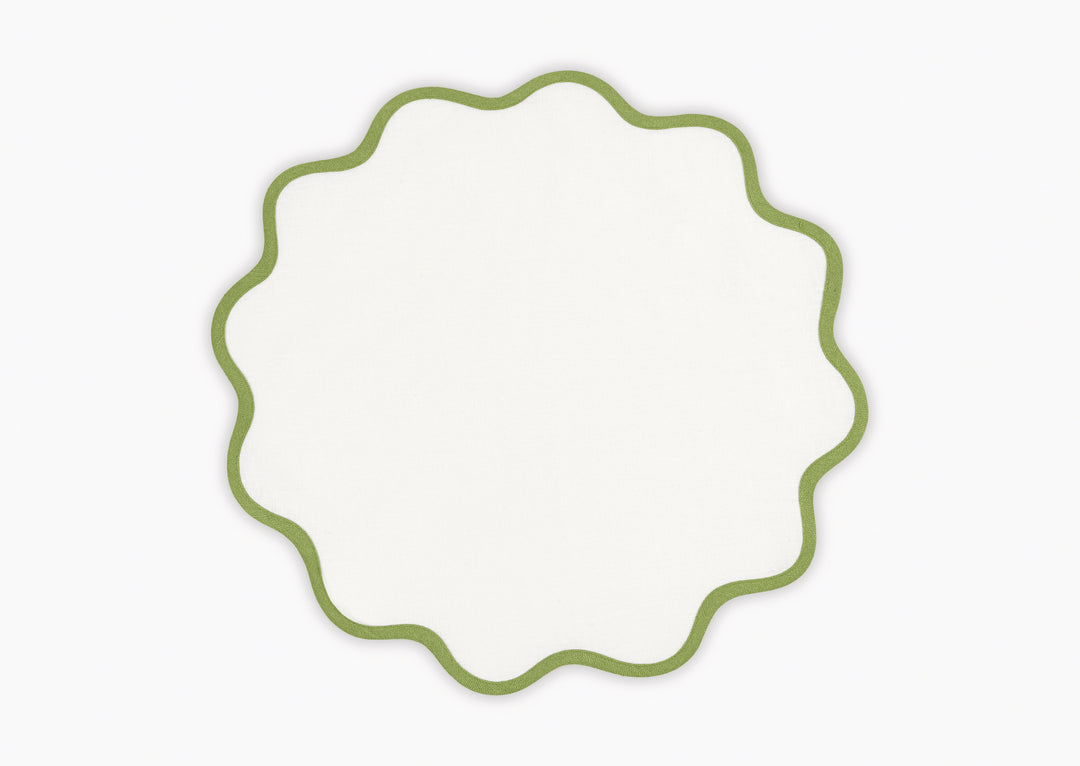 Scallop Edge Circle Placemat