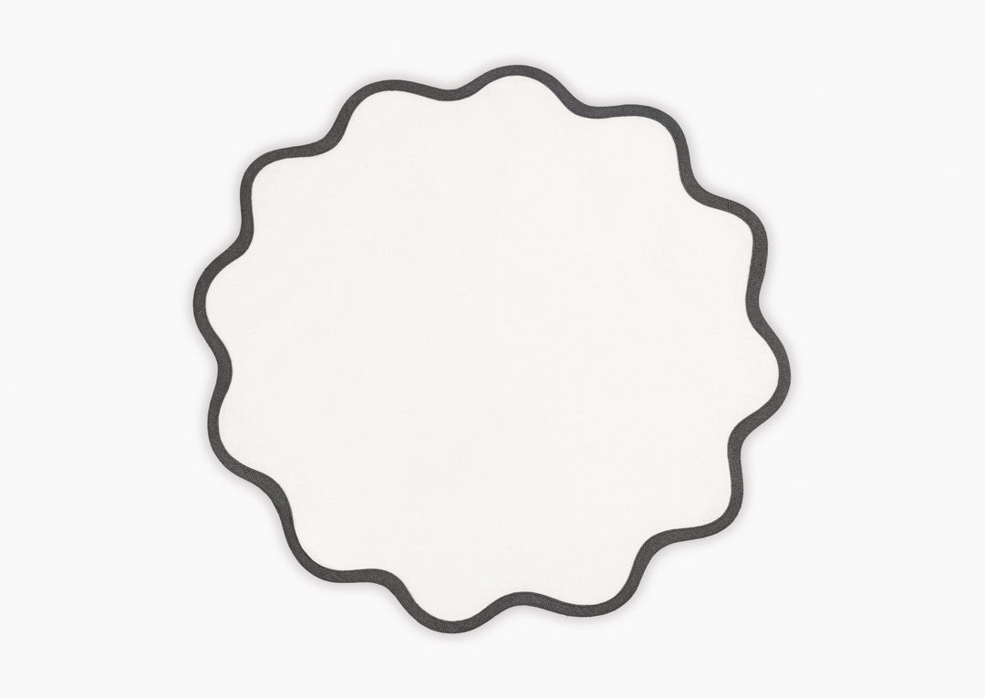 Scallop Edge Circle Placemat