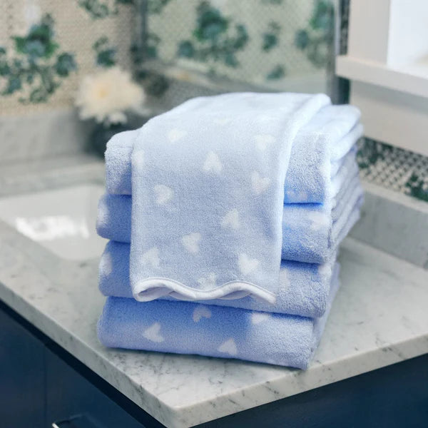 Weezie Patterned Scallop Bath Towel | + Colors