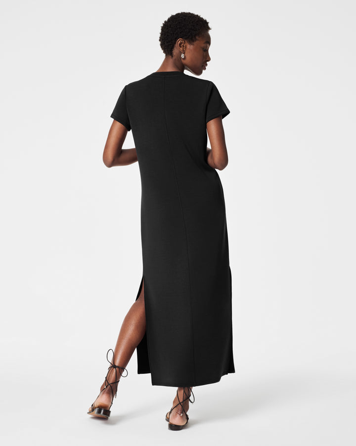 AirEssentials Maxi Dress | Very Black