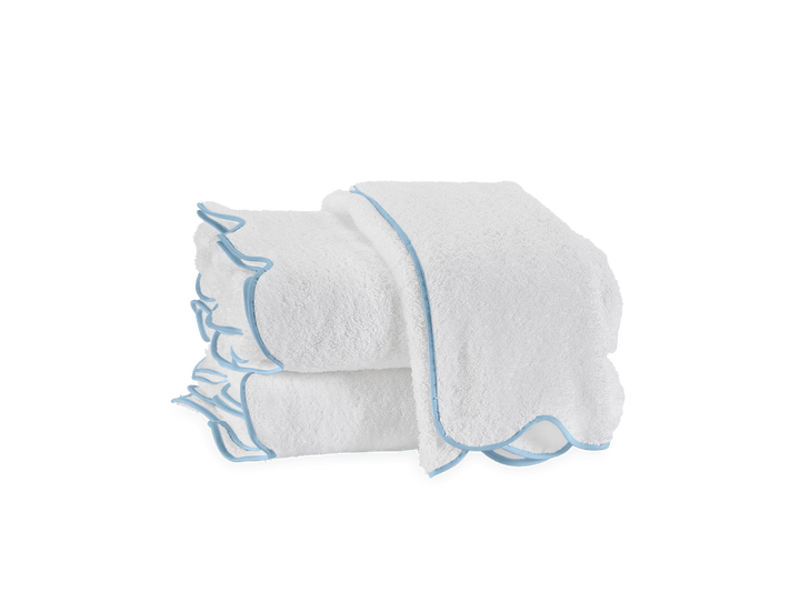 Cairo Scallop Bath Collection