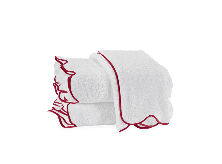 Cairo Scallop Bath Collection