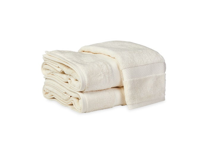 Matouk Monogram Guesthouse Bath Towels - Charlotte's Inc