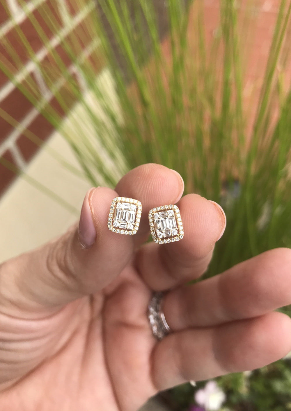 Diamond Stud Earring - Charlotte's Inc