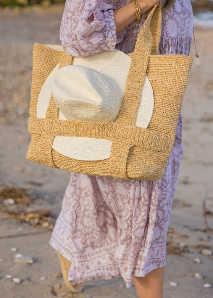 Straw Traveler Bag