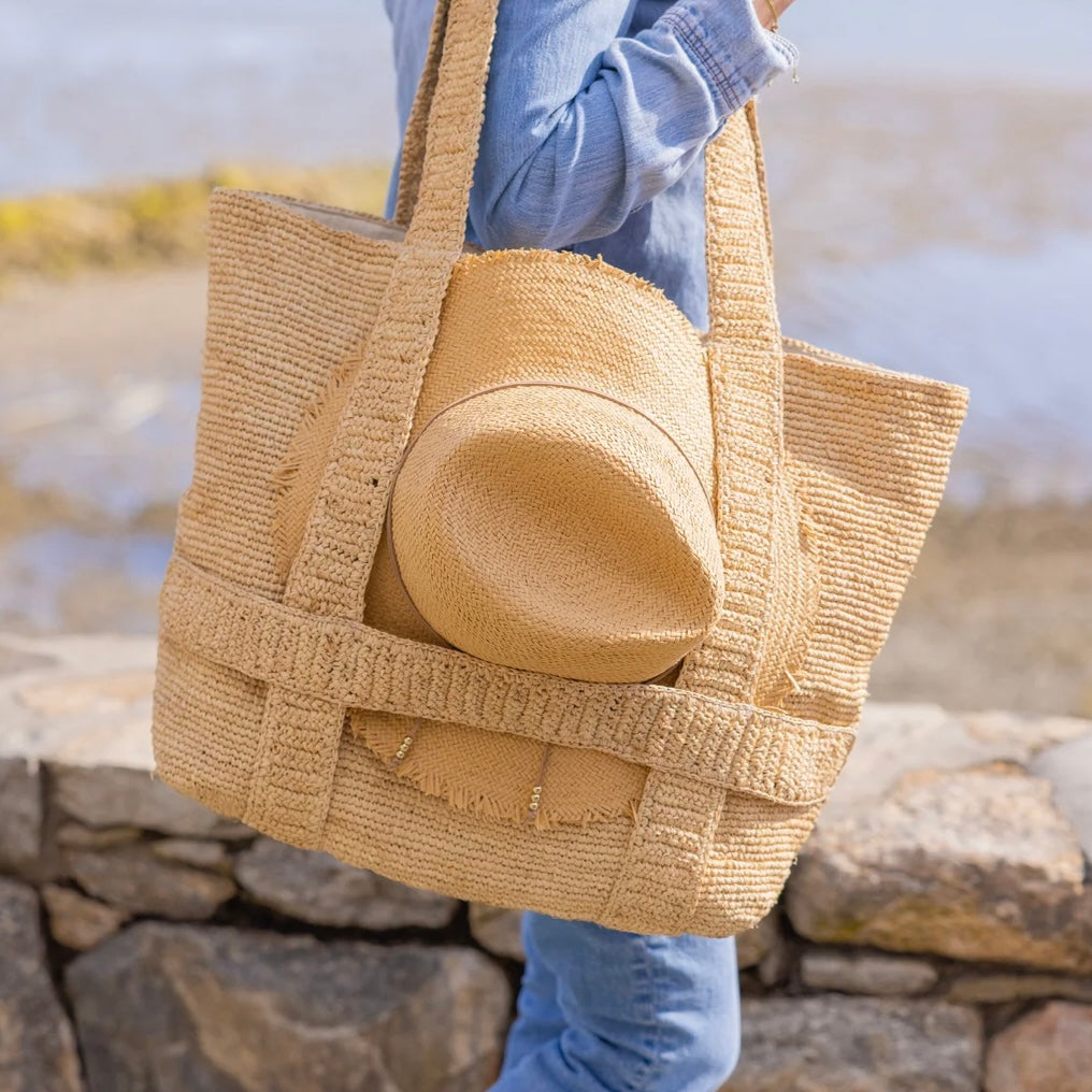 Straw Traveler Bag